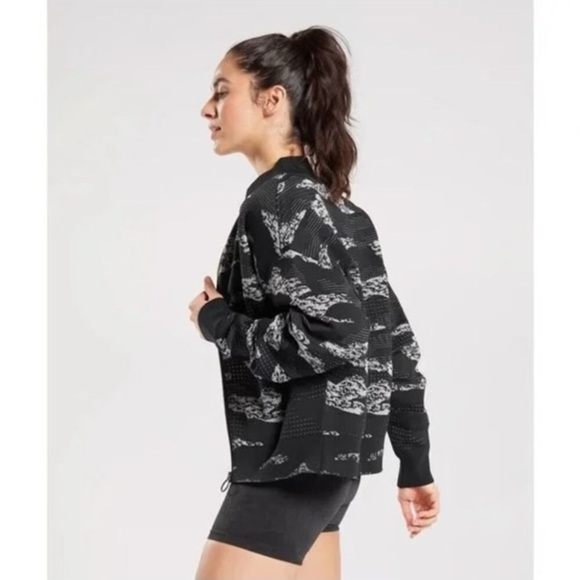 GYMSHARK Adapt Black & White Camo Seamless Track Jacket Size L - Picture 2 of 16